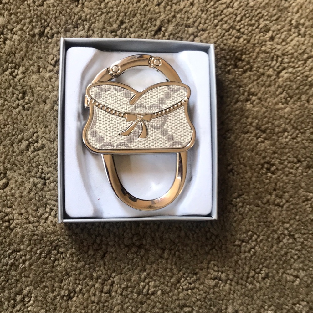 purse holder